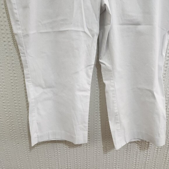 Lane Bryant White Cropped Pants Plus Size 22 Stretch Cotton Blend - Picture 6 of 12